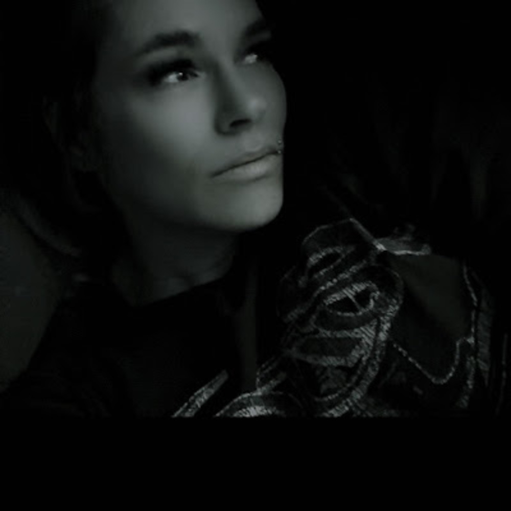 Meet your Posher, Bina